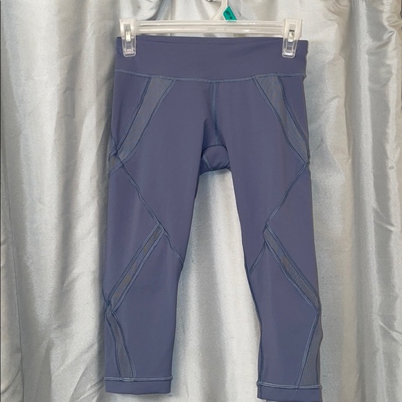 LULULEMON CROPPED LEGGINS - Picture 1 of 7